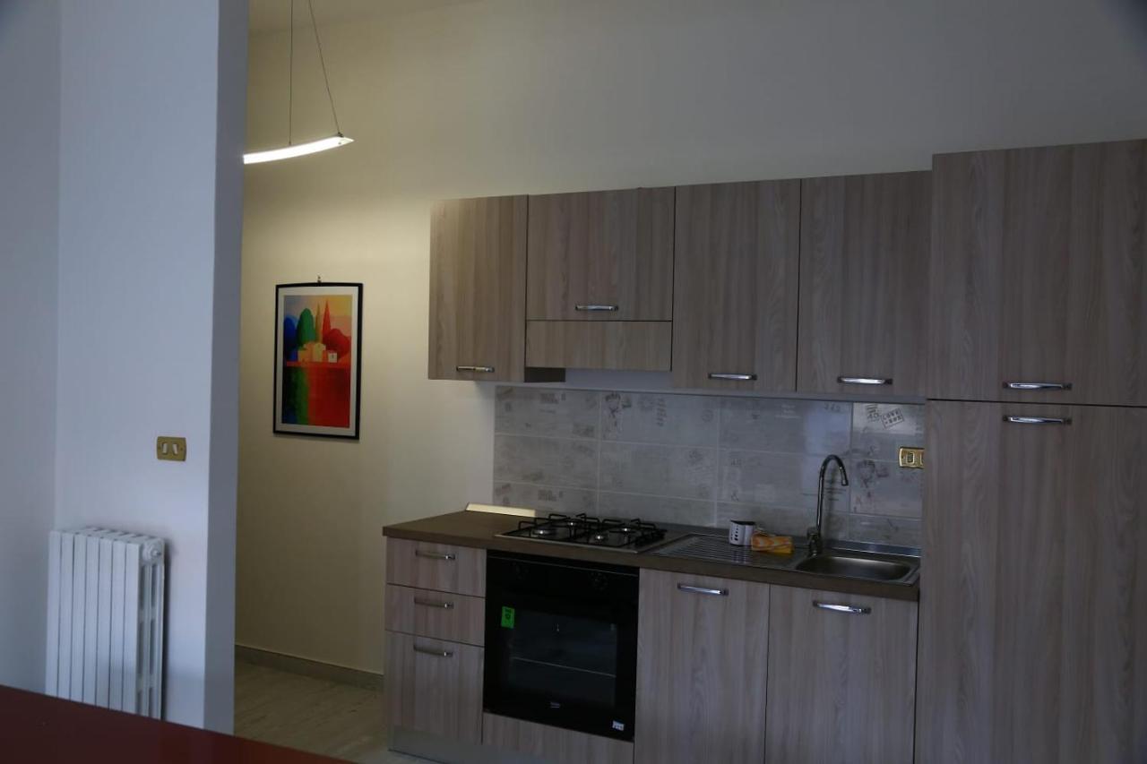 Home Mazzei Piazza Bilotti Cosenza Oda fotoğraf