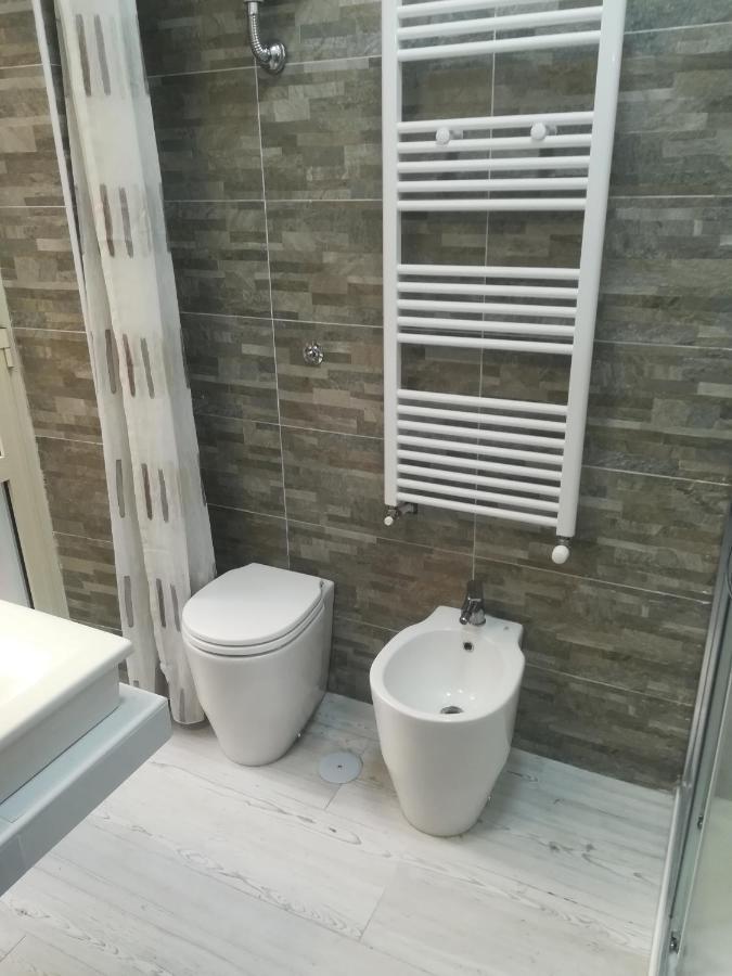 Home Mazzei Piazza Bilotti Cosenza Oda fotoğraf