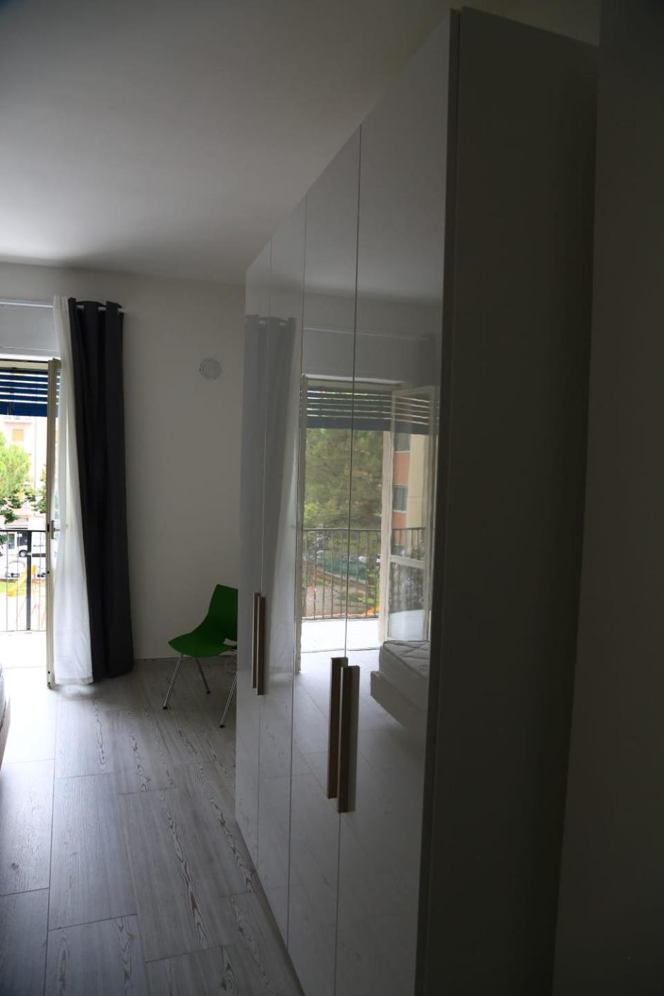Home Mazzei Piazza Bilotti Cosenza Oda fotoğraf