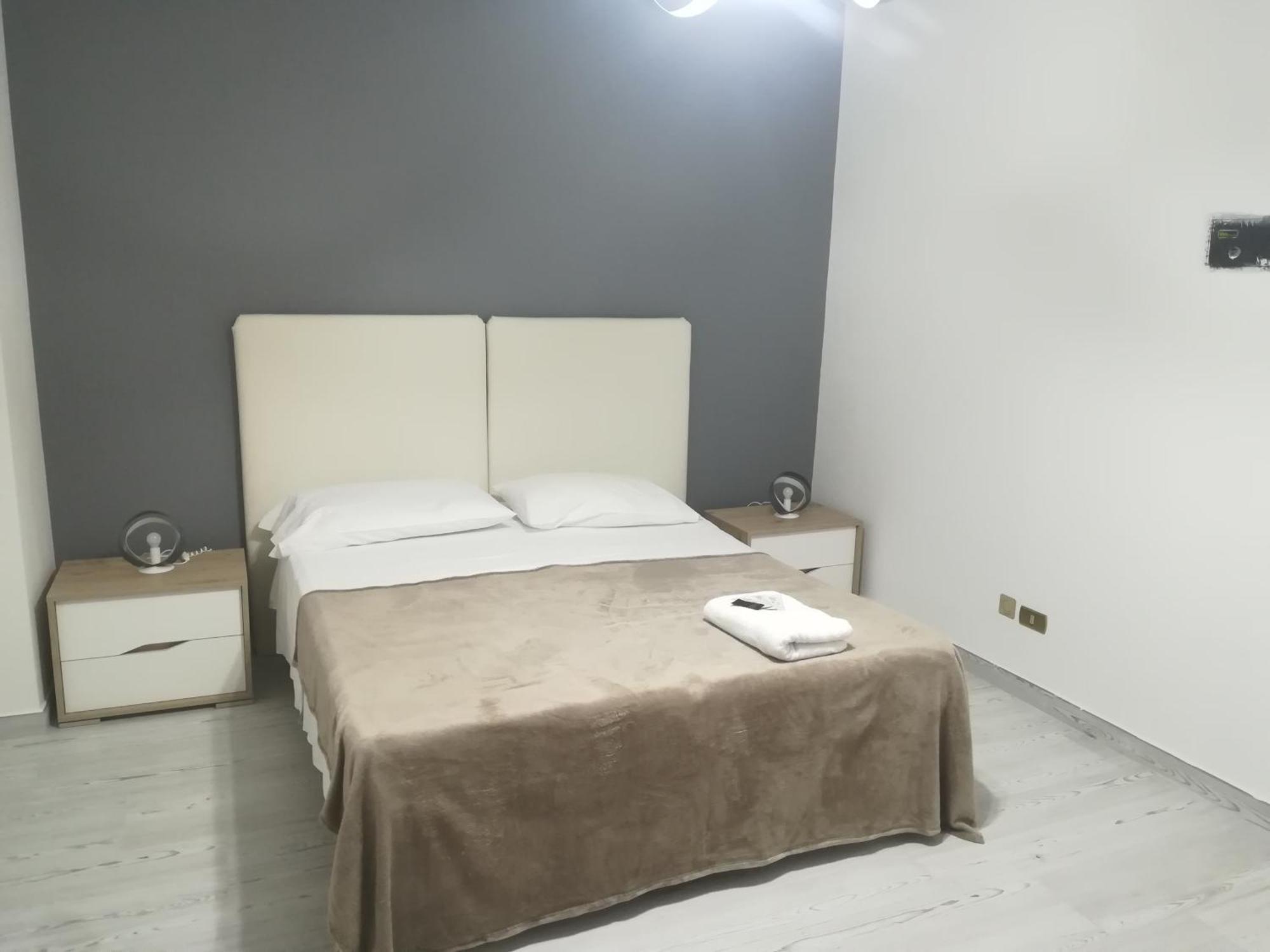 Home Mazzei Piazza Bilotti Cosenza Oda fotoğraf